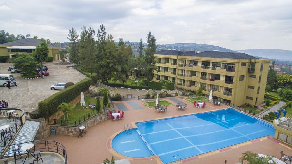 Nobleza Hotel Kigali Esterno foto