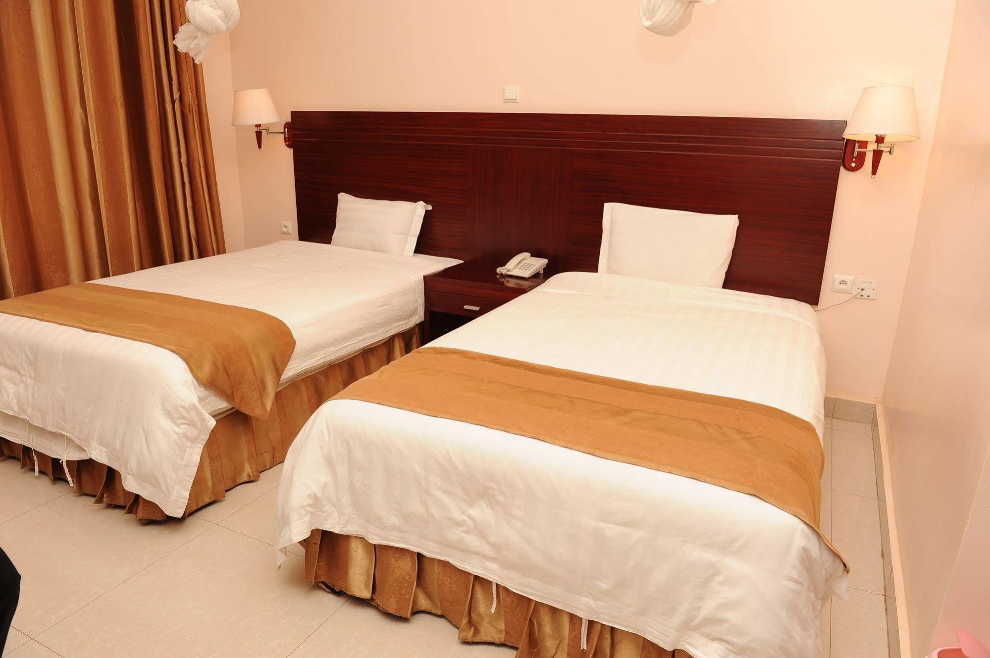 Nobleza Hotel Kigali Esterno foto