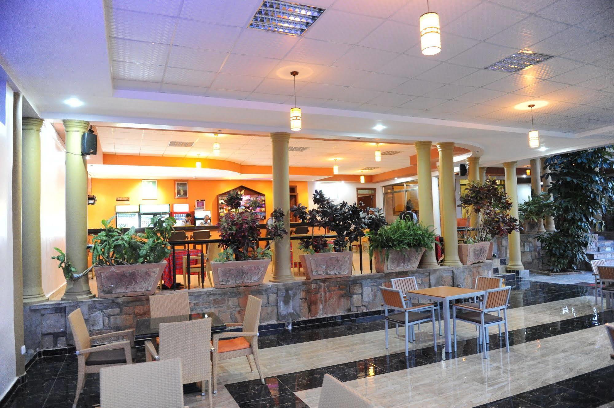 Nobleza Hotel Kigali Esterno foto
